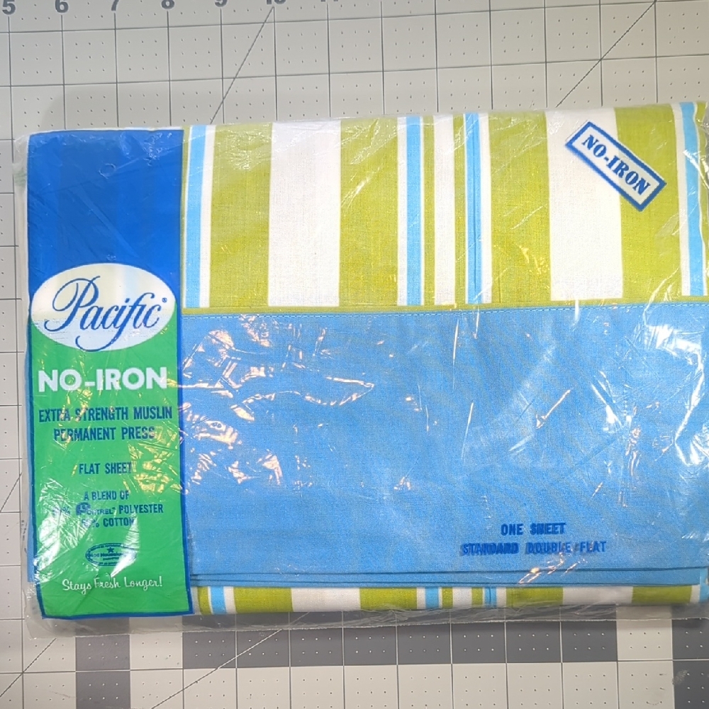 Vintage Dead stock Pacific Muslin Permanent Press Double Flat Sheet 50/50